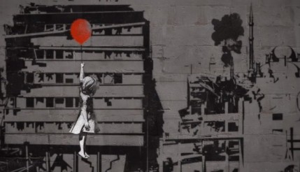 Menina com balão vermelho de Banksy é usada em campanha contra a guerra na Síria
